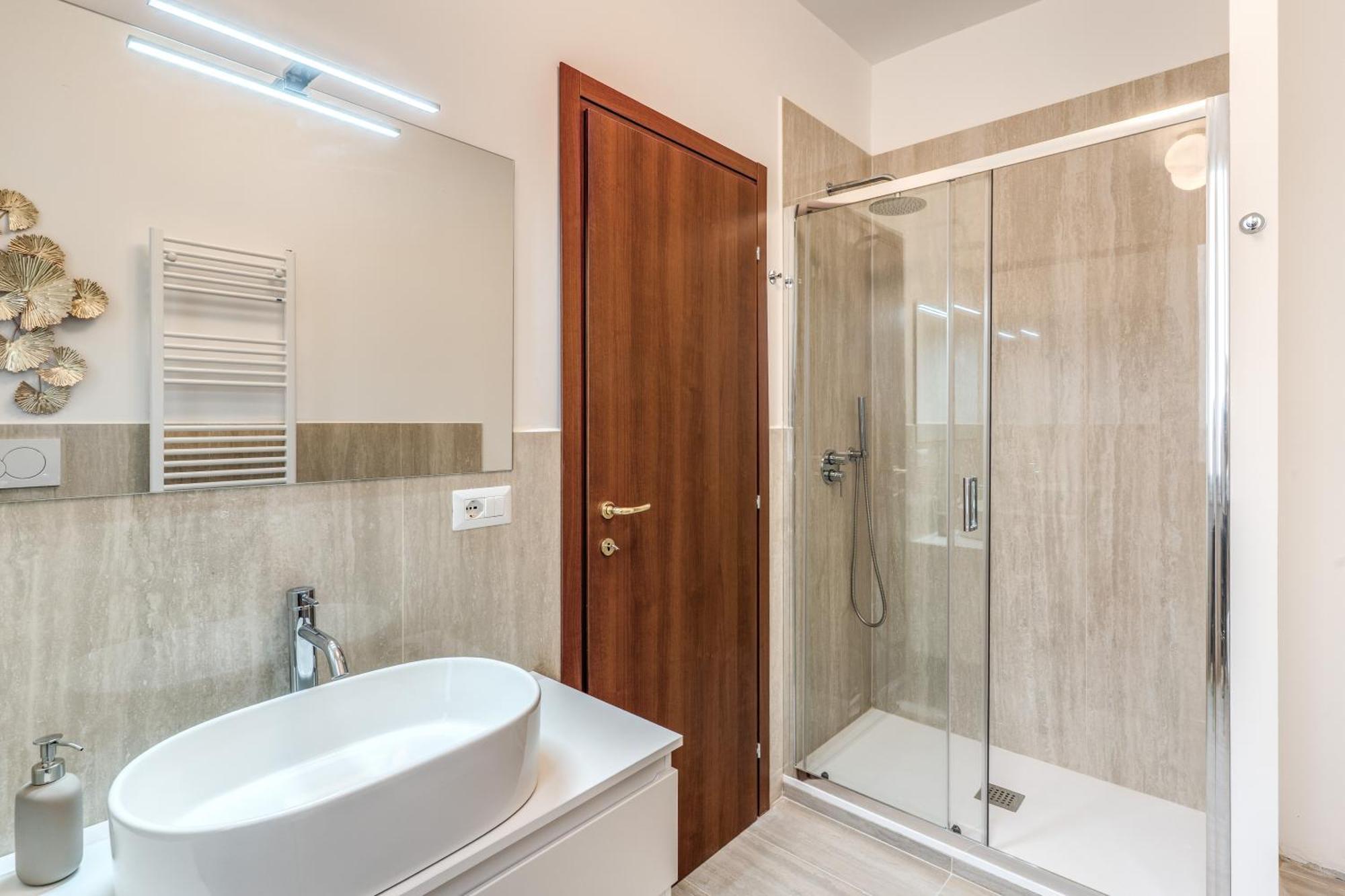 Appartement Downtown Srl - The Great Court